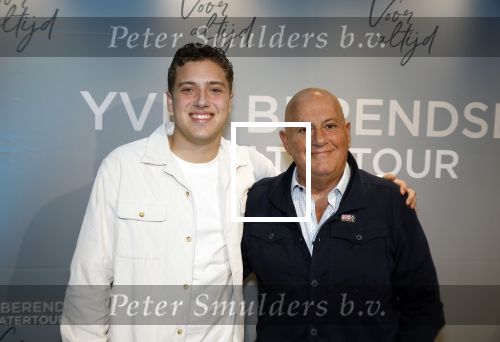 Bussum 8 december 2025
Premiere theatwershow Voor Altijd van Yves Berendse in t Spant. jack v Gelder kwam met zijn kleinzoon