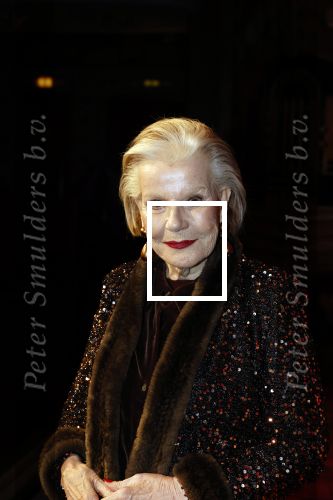 Amsterdam 2 december 2025
Presenatie Grannies van Amsterdam seizoen 2 . Martine v Os doet de presentatie. 
De Grannies bestaan uit Joanita Mug Tonneke en Lorraine . Ook hun kleinkinderen waren aanwezig  in Tuschinski