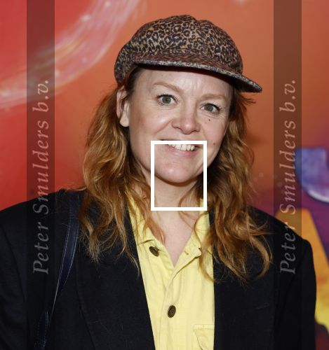 Amsterdam 7 december 2025
Premiere Juf Braaksel in Pathe Noord . Juliette v ardenne met kinderen