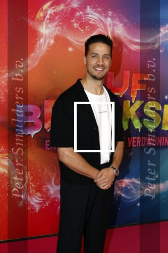 Amsterdam 7 december 2025
Premiere Juf Braaksel in Pathe Noord . Juvat Westendorp