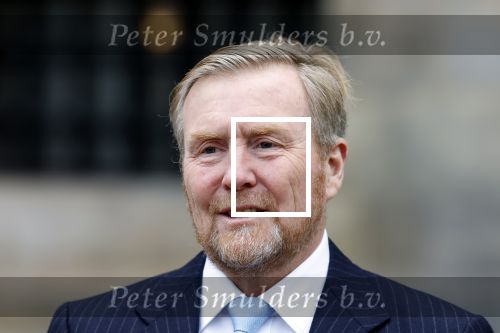 Amsterdam 11 december 2025
 Koning Willem-Alexander en koningin Maxima verwelkomende president van Finland Alexander Stubb met zijn echtgenote Suzanne Innes-Stubb op de Dam op de eerste dag van een tweedaags staatsbezoek aan Nederland. Ministers