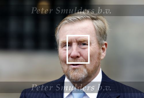 Amsterdam 11 december 2025
 Koning Willem-Alexander en koningin Maxima verwelkomende president van Finland Alexander Stubb met zijn echtgenote Suzanne Innes-Stubb op de Dam op de eerste dag van een tweedaags staatsbezoek aan Nederland. Ministers