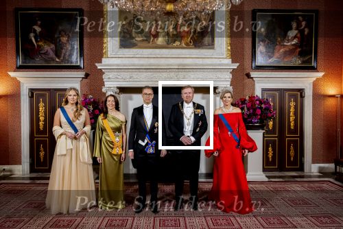 Amsterdam 11 december 2025
 Koning Willem-Alexander en koningin Maxima verwelkomen de president van Finland Alexander Stubb met zijn echtgenote Suzanne Innes-Stubb op de Dam op de eerste dag van een tweedaags staatsbezoek aan Nederland. s Avonds was het staatsbanket waar ook Prinses Amlia aanwezig was.