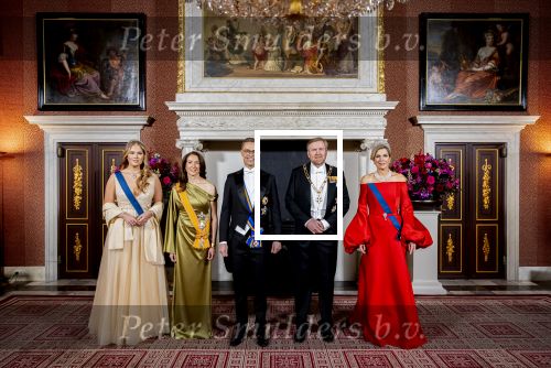 Amsterdam 11 december 2025
 Koning Willem-Alexander en koningin Maxima verwelkomen de president van Finland Alexander Stubb met zijn echtgenote Suzanne Innes-Stubb op de Dam op de eerste dag van een tweedaags staatsbezoek aan Nederland. s Avonds was het staatsbanket waar ook Prinses Amlia aanwezig was.