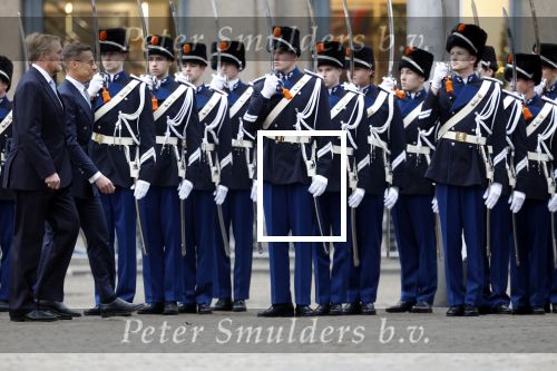 Amsterdam 11 december 2025
 Koning Willem-Alexander en koningin Maxima verwelkomende president van Finland Alexander Stubb met zijn echtgenote Suzanne Innes-Stubb op de Dam op de eerste dag van een tweedaags staatsbezoek aan Nederland