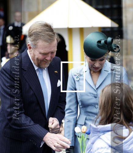 Amsterdam 11 december 2025
 Koning Willem-Alexander en koningin Maxima verwelkomende president van Finland Alexander Stubb met zijn echtgenote Suzanne Innes-Stubb op de Dam op de eerste dag van een tweedaags staatsbezoek aan Nederland. Ministers