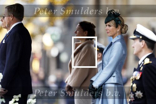 Amsterdam 11 december 2025
 Koning Willem-Alexander en koningin Maxima verwelkomende president van Finland Alexander Stubb met zijn echtgenote Suzanne Innes-Stubb op de Dam op de eerste dag van een tweedaags staatsbezoek aan Nederland