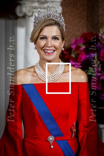Amsterdam 11 december 2025
 Koning Willem-Alexander en koningin Maxima verwelkomen de president van Finland Alexander Stubb met zijn echtgenote Suzanne Innes-Stubb op de Dam op de eerste dag van een tweedaags staatsbezoek aan Nederland. s Avonds was het staatsbanket waar ook Prinses Amlia aanwezig was.