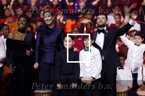 Breda 9 december 2025
Koningin Maxima bij het kerst Muziek gala in het chasse theater. Buddy Vedder en Edsilia Rombley presenteren het .