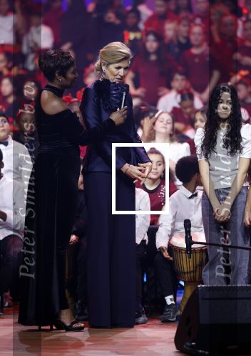 Breda 9 december 2025
Koningin Maxima bij het kerst Muziek gala in het chasse theater. Buddy Vedder en Edsilia Rombley presenteren het .