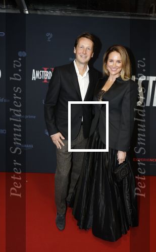 Amsterdam 1 december 2025
Premiere Amsterdamned II in Tuschinski . De hoofdrollen worden gespeeld door Huub Stapel tatum Dagelet en Holly Brood . Lieke v Lexmond kwam met haar man Bas v Veggel