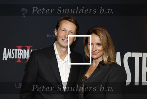 Amsterdam 1 december 2025
Premiere Amsterdamned II in Tuschinski . De hoofdrollen worden gespeeld door Huub Stapel tatum Dagelet en Holly Brood . Lieke v Lexmond kwam met haar man Bas v Veggel