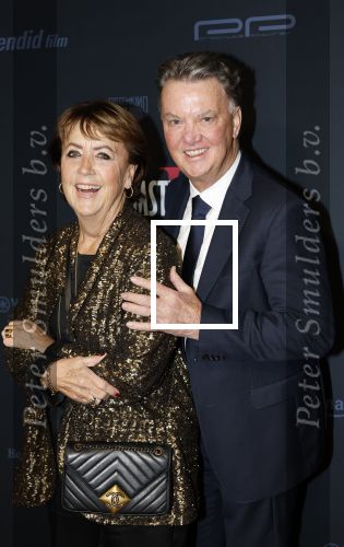Amsterdam 1 december 2025
Premiere Amsterdamned II in Tuschinski . De hoofdrollen worden gespeeld door Huub Stapel tatum Dagelet en Holly Brood . Louis v Gaal en Truus v Gaal kwamen met vrienden en Ronald de Boer