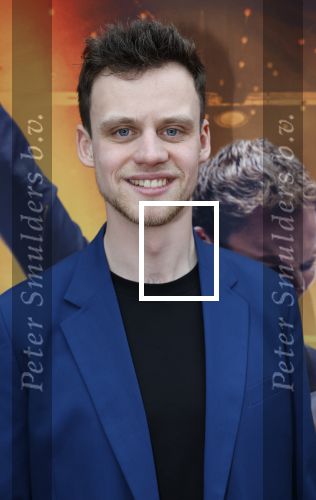 Amsterdam 8 december 2025
Presentatie cast We Will Rock you . Albert Verlinde is de producent.
Cast Naima Bayo, Luuk Haaze, Brecht van Arnhem, Magtel de Laat, Lucas Hamming en Nyassa Alberta