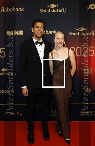 Papendal 17 december 2025
Sportgala waar oa de sportman en sportvrouw van het jaar gekozen worden . Marije van Hunenstijn