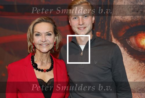 Hilversum 16 december 2025
Premiere Avatar in VUE in Hilversum. Mariska v Kolck met zoon