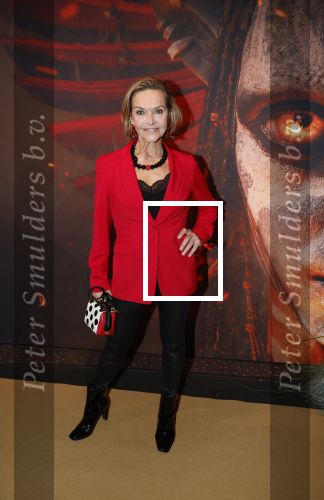 Hilversum 16 december 2025
Premiere Avatar in VUE in Hilversum. Mariska v Kolck met zoon
