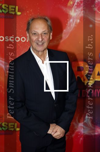 Amsterdam 7 december 2025
Premiere Juf Braaksel in Pathe Noord . Martin v Waardenberg en zijn dochter Mina v Waardenberg
