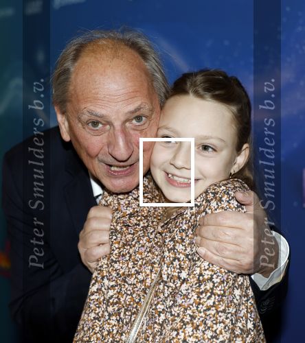 Amsterdam 7 december 2025
Premiere Juf Braaksel in Pathe Noord . Martin v Waardenberg en zijn dochter Mina v Waardenberg