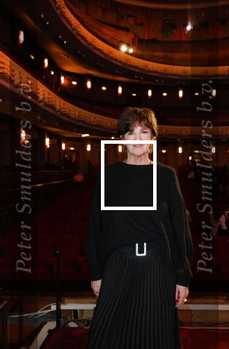 Amsterdam 2 december 2025
Presenatie Grannies van Amsterdam seizoen 2 . Martine v Os doet de presentatie. 
De Grannies bestaan uit Joanita Mug Tonneke en Lorraine . Ook hun kleinkinderen waren aanwezig  in Tuschinski