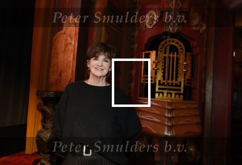 Amsterdam 2 december 2025
Presenatie Grannies van Amsterdam seizoen 2 . Martine v Os doet de presentatie. 
De Grannies bestaan uit Joanita Mug Tonneke en Lorraine . Ook hun kleinkinderen waren aanwezig  in Tuschinski