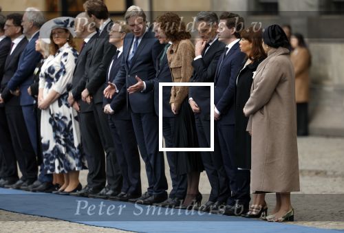Amsterdam 11 december 2025
 Koning Willem-Alexander en koningin Maxima verwelkomende president van Finland Alexander Stubb met zijn echtgenote Suzanne Innes-Stubb op de Dam op de eerste dag van een tweedaags staatsbezoek aan Nederland. Ministers