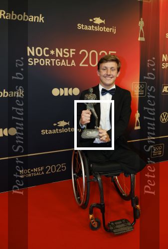 Papendal 17 december 2025
Sportgala waar oa de sportman en sportvrouw van het jaar gekozen worden . Para Sportman v h Jaar Niels Vink