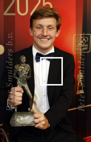 Papendal 17 december 2025
Sportgala waar oa de sportman en sportvrouw van het jaar gekozen worden . Para Sportman v h Jaar Niels Vink