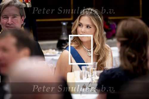 Amsterdam 11 december 2025
 Koning Willem-Alexander en koningin Maxima verwelkomen de president van Finland Alexander Stubb met zijn echtgenote Suzanne Innes-Stubb op de Dam op de eerste dag van een tweedaags staatsbezoek aan Nederland. s Avonds was het staatsbanket waar ook Prinses Amlia aanwezig was.