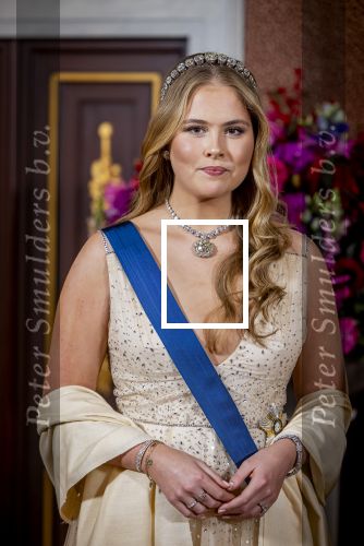 Amsterdam 11 december 2025
 Koning Willem-Alexander en koningin Maxima verwelkomen de president van Finland Alexander Stubb met zijn echtgenote Suzanne Innes-Stubb op de Dam op de eerste dag van een tweedaags staatsbezoek aan Nederland. s Avonds was het staatsbanket waar ook Prinses Amlia aanwezig was.