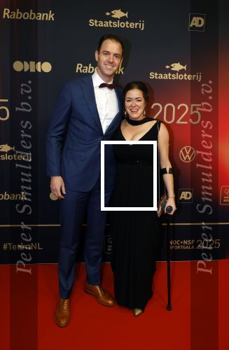 Papendal 17 december 2025
Sportgala waar oa de sportman en sportvrouw van het jaar gekozen worden . Sanne Voets met partner