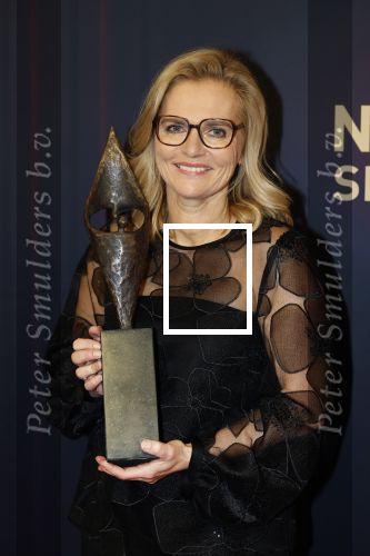 Papendal 17 december 2025
Sportgala waar oa de sportman en sportvrouw van het jaar gekozen worden . Sarina Wiegman kwam met haar man en werd gekozen tot coach van het jaar