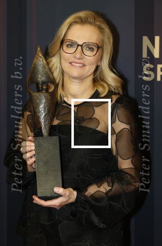 Papendal 17 december 2025
Sportgala waar oa de sportman en sportvrouw van het jaar gekozen worden . Sarina Wiegman kwam met haar man en werd gekozen tot coach van het jaar