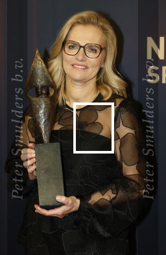 Papendal 17 december 2025
Sportgala waar oa de sportman en sportvrouw van het jaar gekozen worden . Sarina Wiegman kwam met haar man en werd gekozen tot coach van het jaar