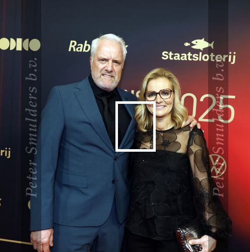 Papendal 17 december 2025
Sportgala waar oa de sportman en sportvrouw van het jaar gekozen worden . Sarina Wiegman kwam met haar man en werd gekozen tot coach van het jaar