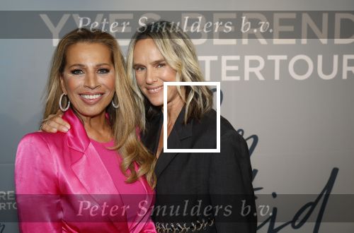Bussum 8 december 2025
Premiere theatwershow Voor Altijd van Yves Berendse in t Spant. Saskia v d Linden en Esther Oosterbeek
