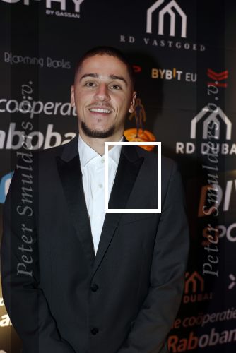 Amsterdam 6 december 2025
Diversity sport gala in het scheepvaartmuseum . Sem v Dijk kwam met vriuend en collega dj Mikey Saca