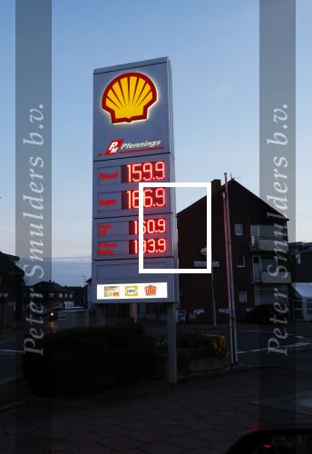 Bocholt 12 december 2025
Shell bocholt . De benzine is hier 50 cent per liter goedkoper dan in Nederland