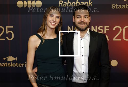 Papendal 17 december 2025
Sportgala waar oa de sportman en sportvrouw van het jaar gekozen worden . Sjinkie Knegt kwam met zijn nieuwe vriendin