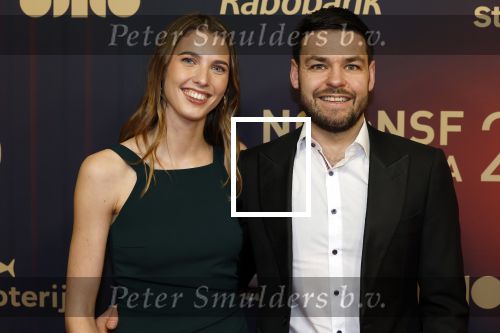 Papendal 17 december 2025
Sportgala waar oa de sportman en sportvrouw van het jaar gekozen worden . Sjinkie Knegt kwam met zijn nieuwe vriendin