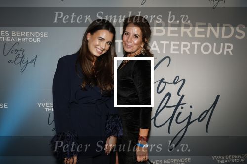 Bussum 8 december 2025
Premiere theatwershow Voor Altijd van Yves Berendse in t Spant. Sophia Gladon met haar moeder Sacha Goemans