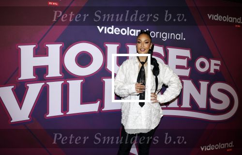Amsterdam 15 december 2025
Presentatie cast House Villains bij het Tobacco theater . Aanwezig Soundos Ayleem Bella Djamilla Celina King Faisel Malgasio Terror Jaap Ruud Benard Rene Spoelstra en Michella Kox .