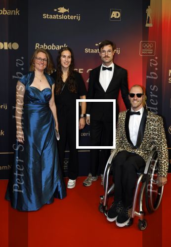 Papendal 17 december 2025
Sportgala waar oa de sportman en sportvrouw van het jaar gekozen worden .