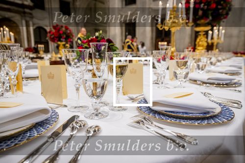Amsterdam 11 december 2025
 Koning Willem-Alexander en koningin Maxima verwelkomen de president van Finland Alexander Stubb met zijn echtgenote Suzanne Innes-Stubb op de Dam op de eerste dag van een tweedaags staatsbezoek aan Nederland. s Avonds was het staatsbanket waar ook Prinses Amlia aanwezig was.