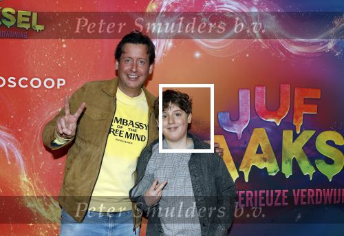 Amsterdam 7 december 2025
Premiere Juf Braaksel in Pathe Noord . Steven Kazan kwam met zijn zoon