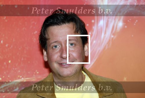 Amsterdam 7 december 2025
Premiere Juf Braaksel in Pathe Noord . Steven Kazan kwam met zijn zoon
