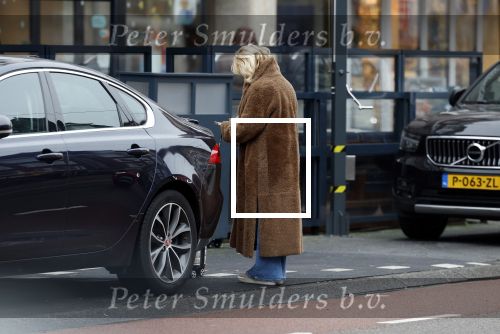 Amsterdam 8 december 2025
Tatjana Simic arriveert thuis met haar koffer