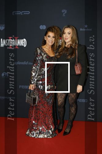 Amsterdam 1 december 2025
Premiere Amsterdamned II in Tuschinski . De hoofdrollen worden gespeeld door Huub Stapel tatum Dagelet en Holly Brood . Tatum Dagelet met dochter Toy Travis
