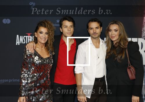 Amsterdam 1 december 2025
Premiere Amsterdamned II in Tuschinski . De hoofdrollen worden gespeeld door Huub Stapel tatum Dagelet en Holly Brood . Tatum Dagelet met dochter Toy Travis en broer Mingus Dagelet