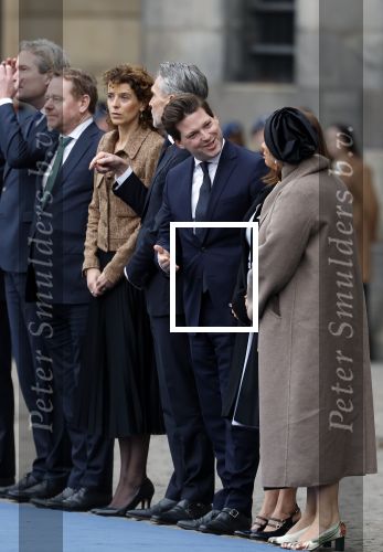 Amsterdam 11 december 2025
 Koning Willem-Alexander en koningin Maxima verwelkomende president van Finland Alexander Stubb met zijn echtgenote Suzanne Innes-Stubb op de Dam op de eerste dag van een tweedaags staatsbezoek aan Nederland. Thom van Campen